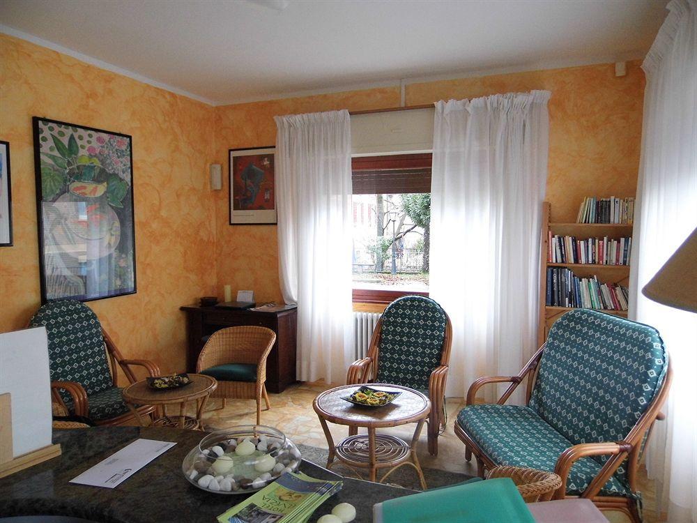 Hotel Elvezia Lake Maggiore エクステリア 写真