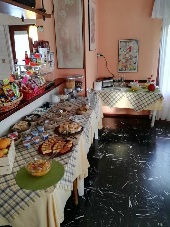 Hotel Elvezia Lake Maggiore エクステリア 写真