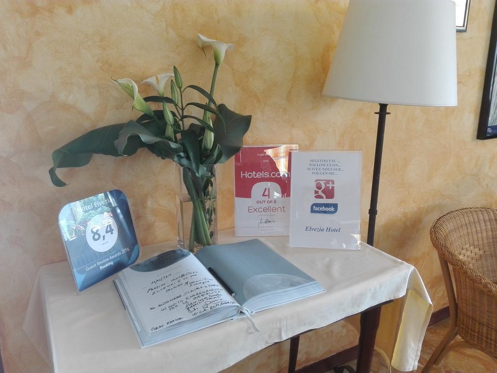 Hotel Elvezia Lake Maggiore エクステリア 写真