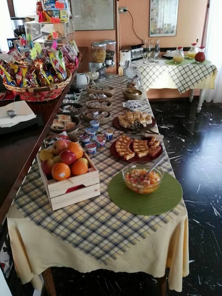 Hotel Elvezia Lake Maggiore エクステリア 写真