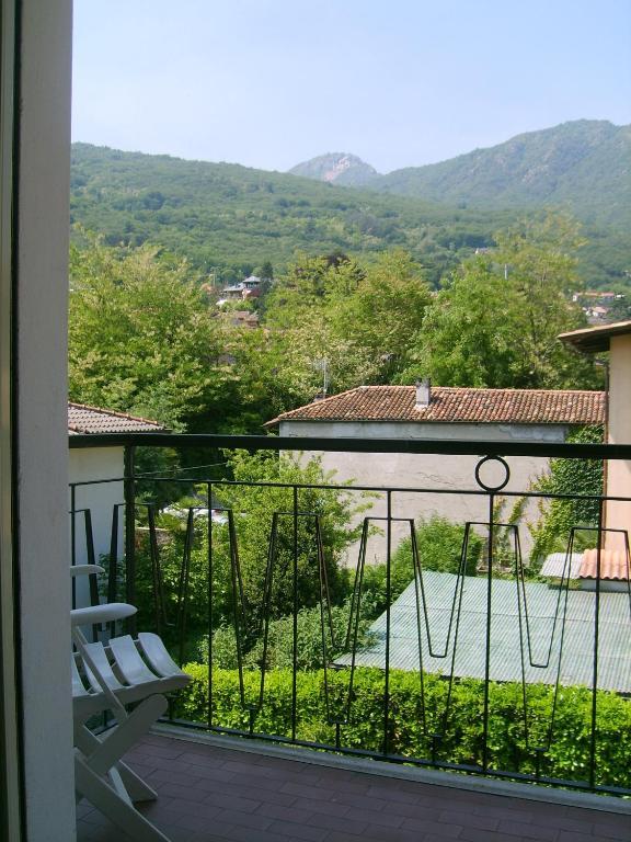 Hotel Elvezia Lake Maggiore エクステリア 写真